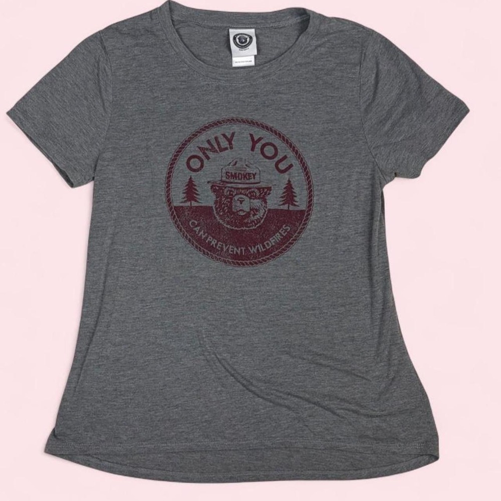 Jerry Leigh Smokey Bear Only You Can Prevent Wildfires Graphic Tee Gray L